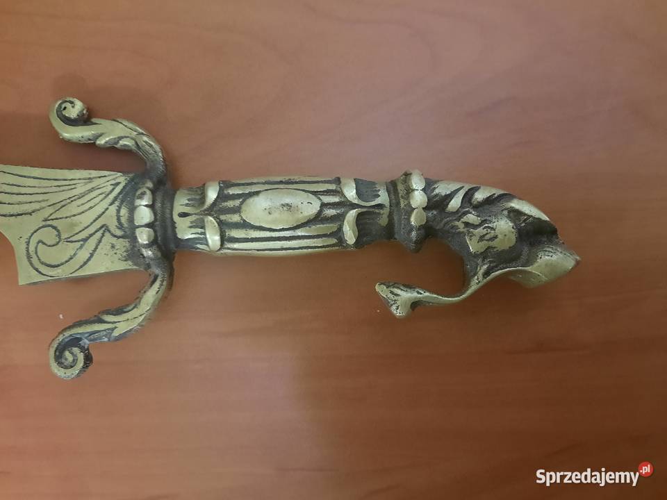 Piekny zabytkowy listownik Poznań