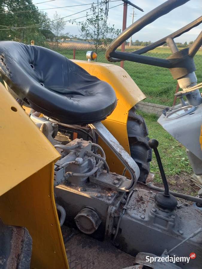 Podnośnik uszkodzony i trochę podnosii kopci świętokrzyskie Kielce sprzedam