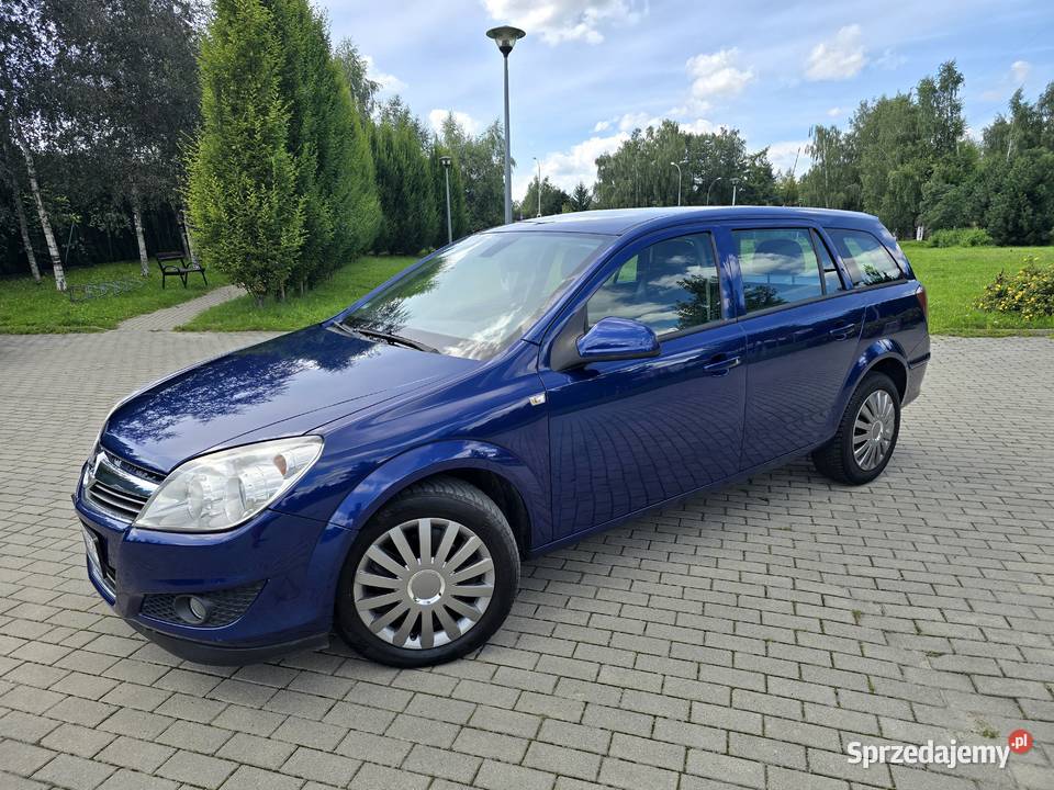 Opel Astra 13 CDTi LIFT klima 2010 Fajny stanBEZ Rzeszów