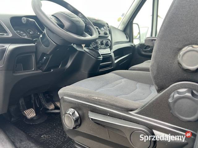 sprzedam samochód dostawczy iveco daily kontener nieuszkodzony Bielsk