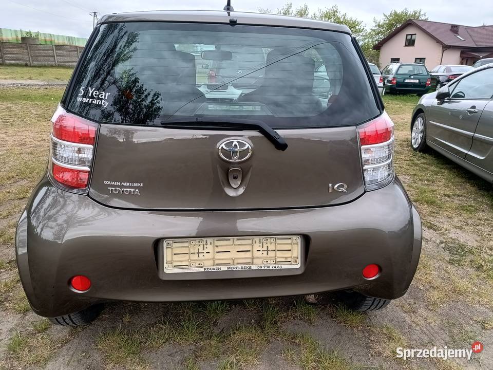 Toyota IQ 10 benzyna z klimatyzacją manualna