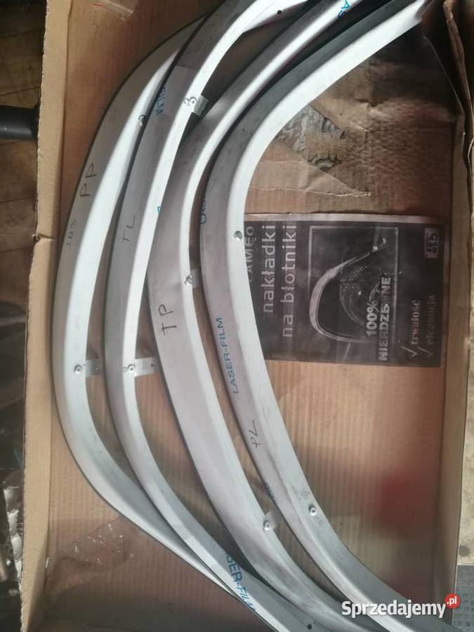 Mercedes 124 nakladki blotnikow sprzedam