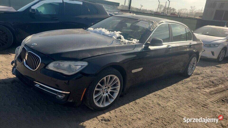 BMW 740LI 30 RWD minimalnie uszkodzony w drodze dolnośląskie Żórawina