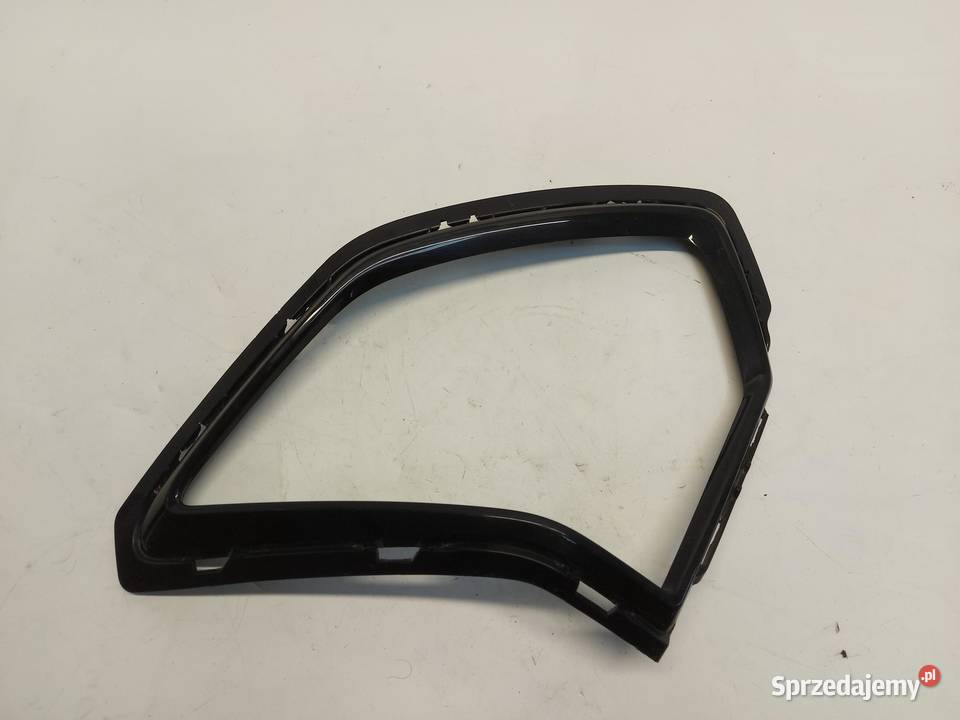 Chery Omoda 5 2024r ramka zderzaka prawa przód