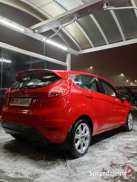 Zadbany Ford Fiesta 12 benzyna 2011r Fiesta Szczekociny sprzedam
