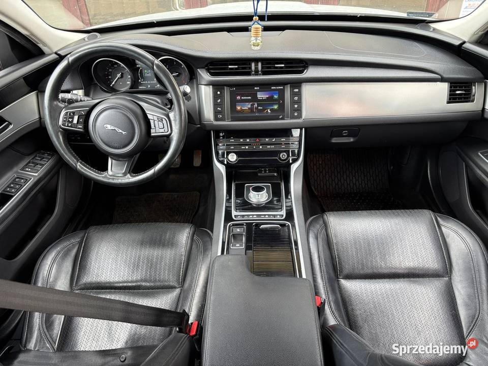 Jaguar XF 20d 2015r Biała Perła OKAZJA Zamość