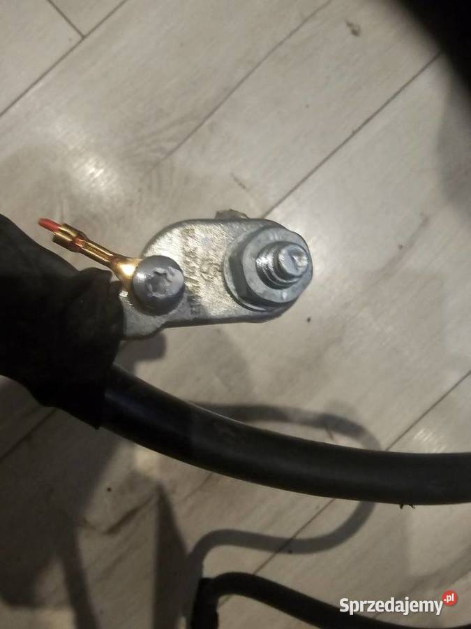 Przewód plusowy akumulatora klema Audi A6 C6 osobowe Układ elektryczny silnika warmińsko-mazurskie