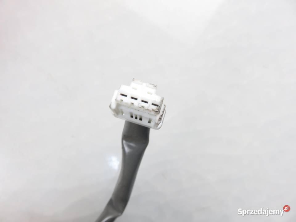 LAMPA LEWA TYLNA INFINITI M Q70 sprzedam