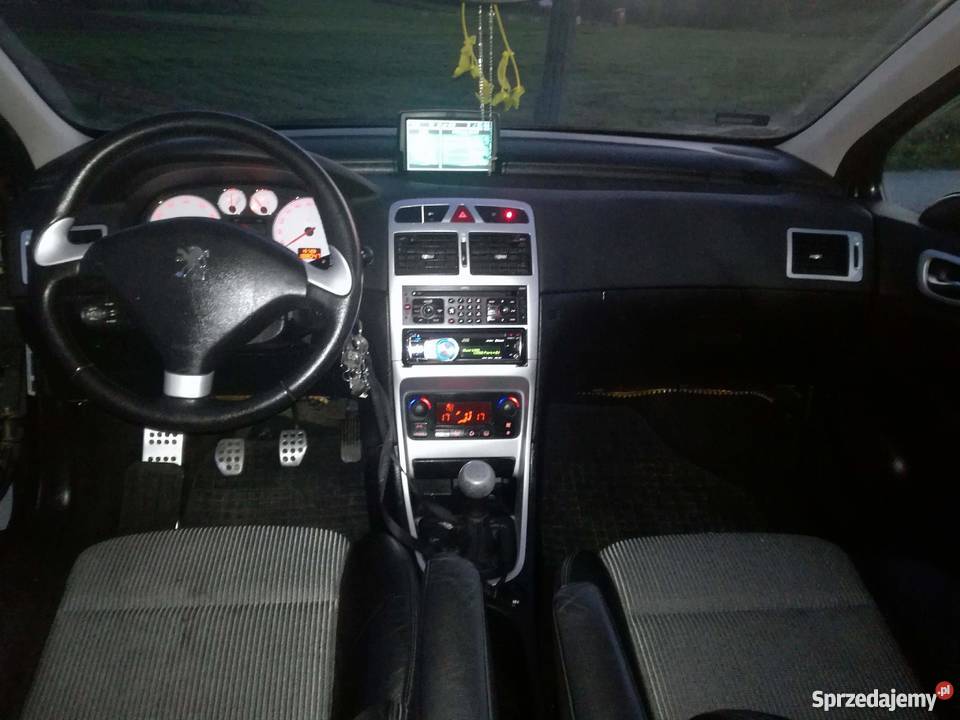 Peugeot 307 Lift 20 benzyna 2006r Czysty i ASR (kontrola trakcji) Samochody osobowe świętokrzyskie