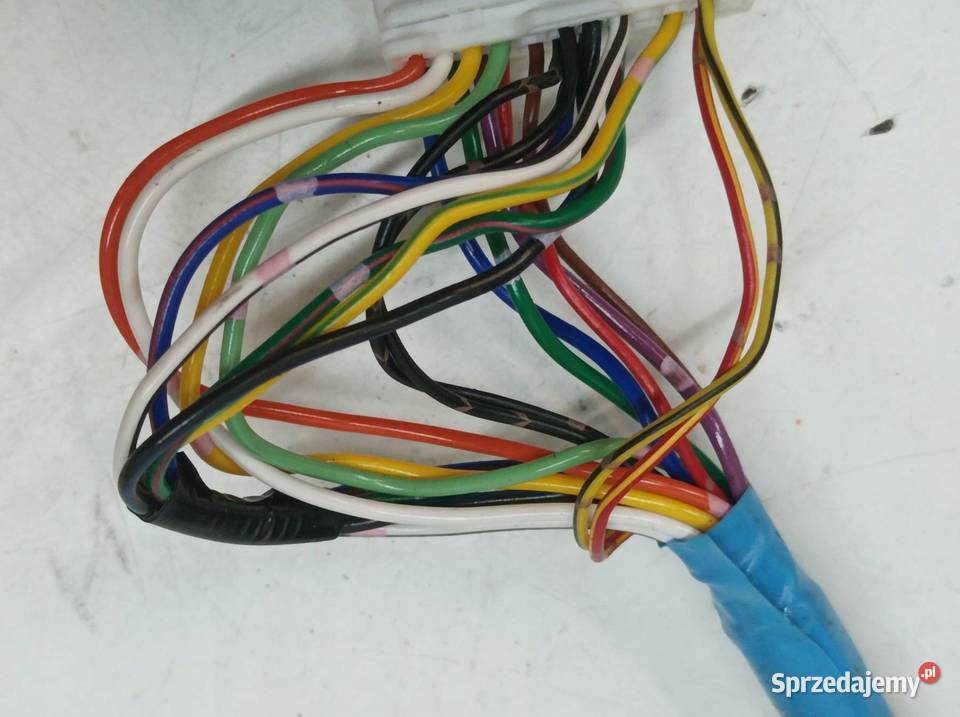 LUSTERKO LEWE 18PIN EUROPA KAMERA Infiniti Q50 I