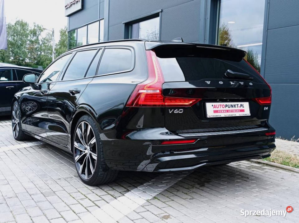 Volvo V60 2023r FV23 SalonPL Full LED Pilot automatyczna małopolskie Kraków
