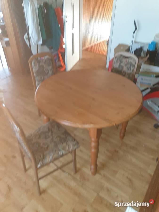 Rozkladany stół dębowy z 4 krzesłami wielkopolskie Trzcianka