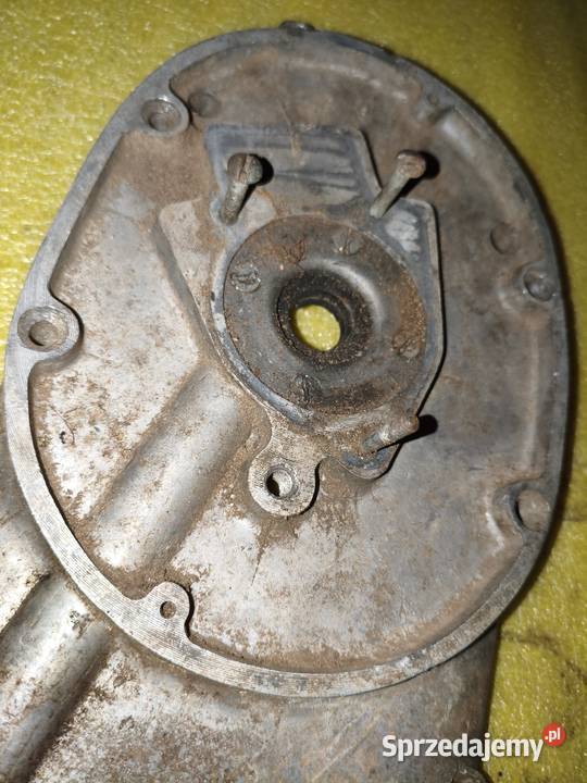 Dekiel pokrywa rozrządu K750 Pokrywy i osłony silnika Leszno