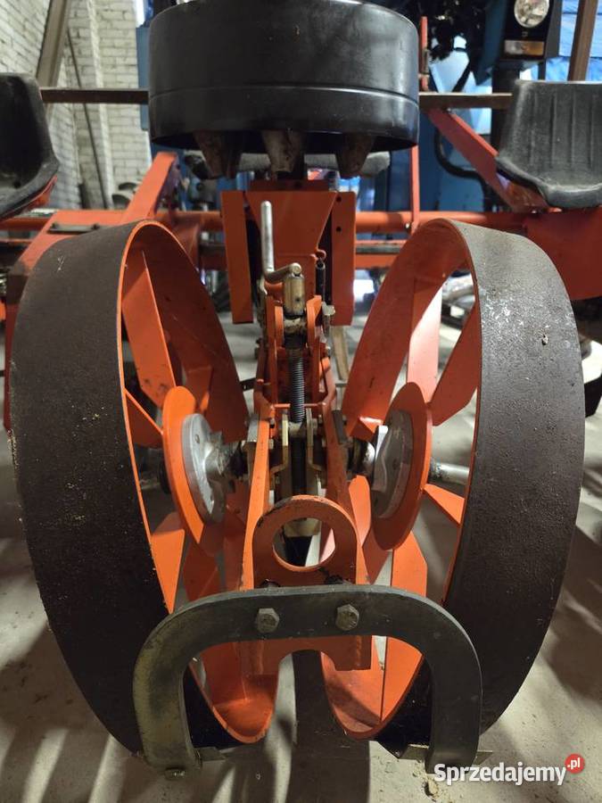 Sadzarka Checci Magli kubełkowa karuzelowa Siewniki i sadzarki Jastrzębiec