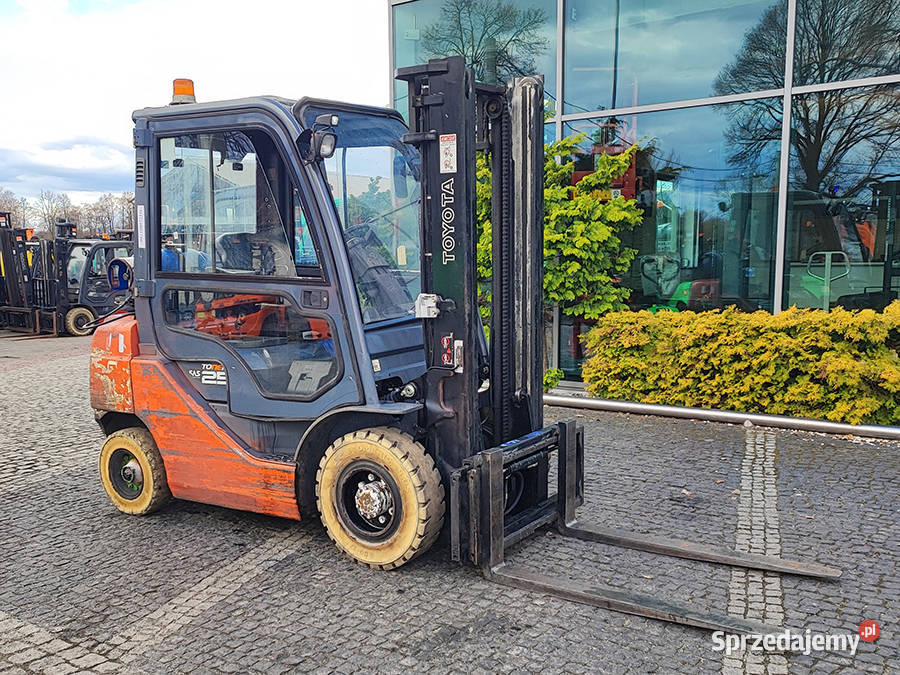 Wózek widłowy Toyota 028FGF25 25 t LPG kabina Kęty