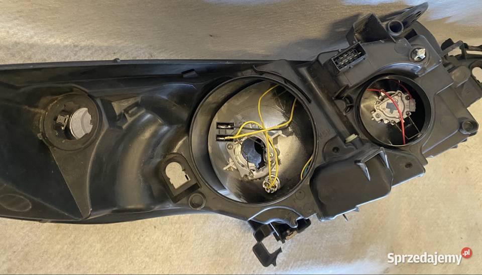 Lampa reflektor lewy przód Peugeot 207 0612 Jasienica