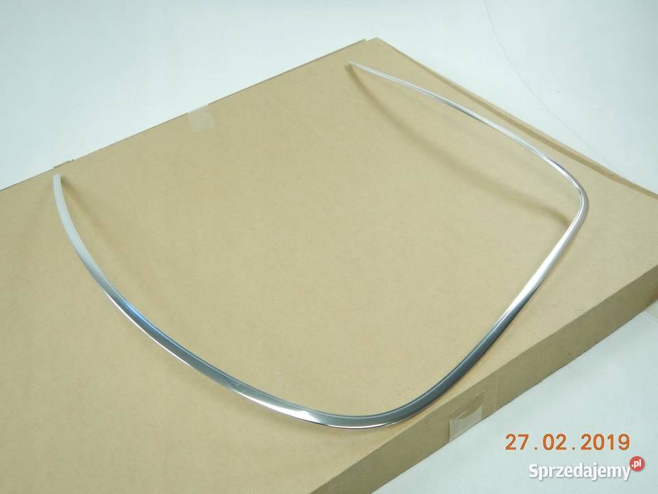 LISTWA SZYBY PRAWY TYŁ JAGUAR XJ8 XJR SUPER V8 osobowe Listwy i nakładki