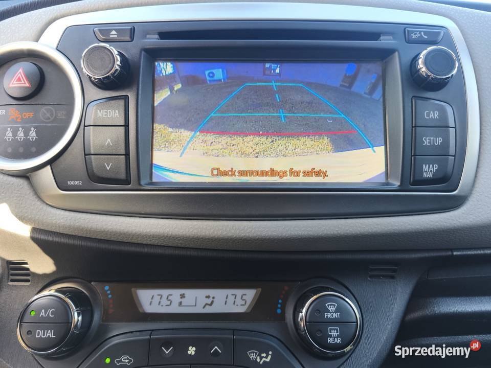 Toyota Yaris 15 Hybryda Automat Kamera 2 kpl Yaris mazowieckie Warszawa