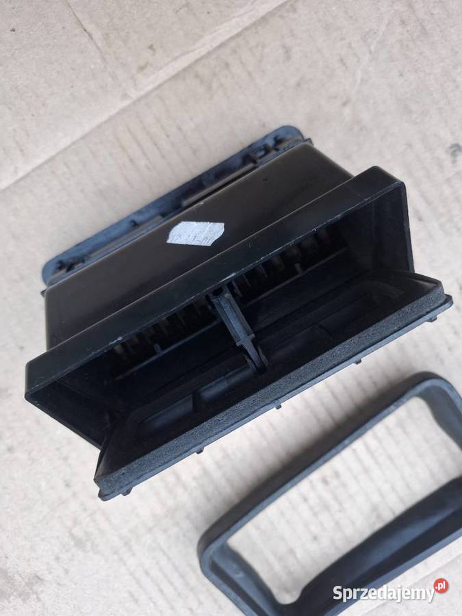 Kratka nawiewu powietrza kratki Fiat 126p Maluch Strzelce Opolskie