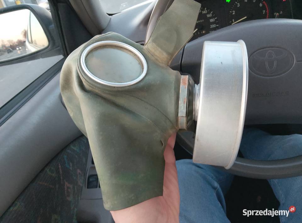 Maska przeciwgazowa cywilna III Rzesza 2 Wojna Pabianice