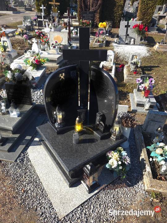 Pomniki urnowe książki flakony oblozenia Kamieniarstwo Parapety