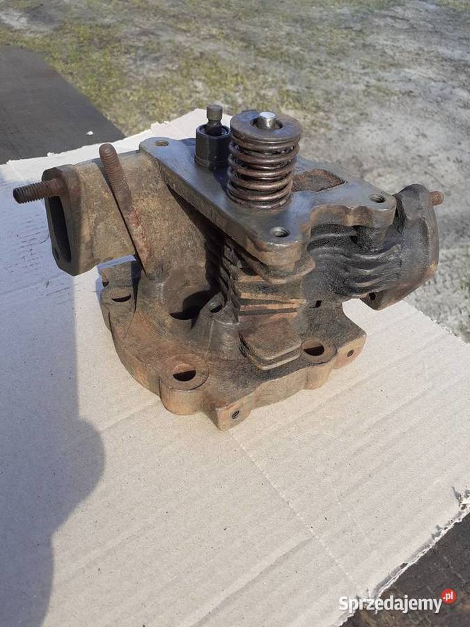 Głowice silnika s301d Głowice cylindrów Iława