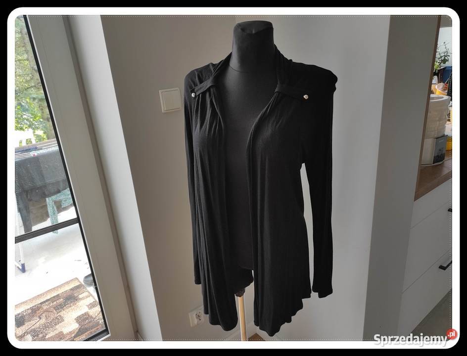 Lekki czarny sweterek narzutka kardigan 36 S Płock