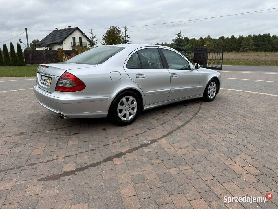 Mercedes E 280 W211 20022009 241210km Mercedes-Benz Lipówki sprzedam