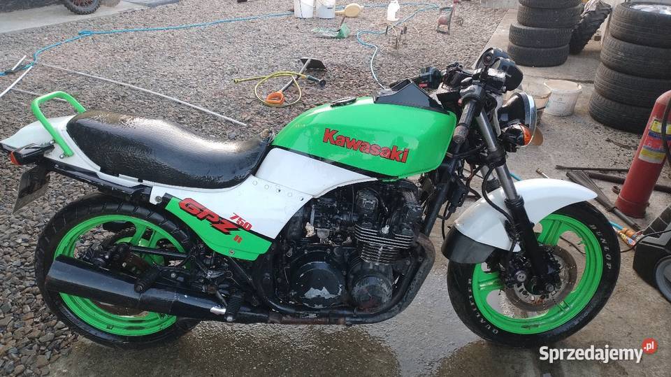 Kawasaki GPZ 750 zarejestrowany Naked uszkodzony Kawasaki Limanowa