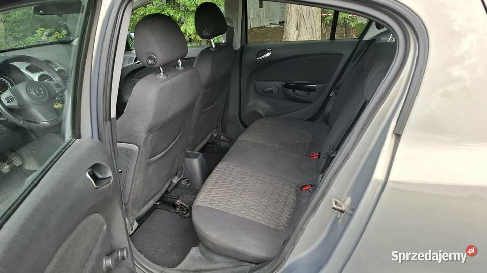 Opel Corsa D 14 Benzyna 84 mazowieckie Rozalin