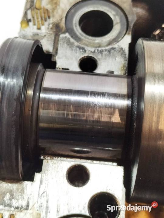 GŁOWICA KOMPLETNA 038103373C 19 TDI VW