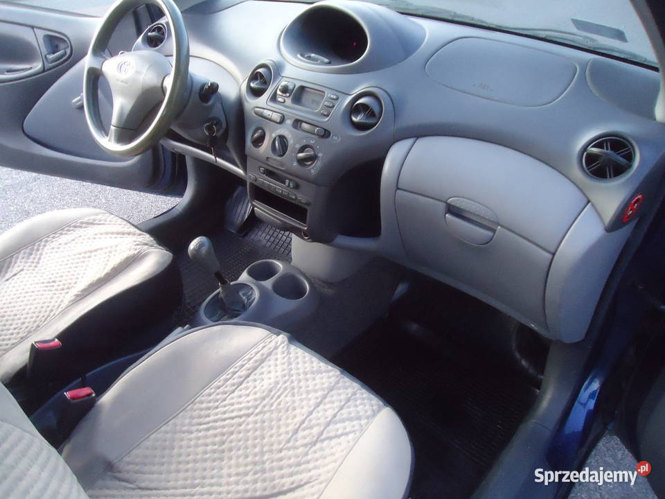 TOYOTA YARIS 10 2002r Nowy Dwór Gdański