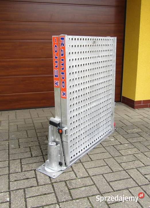 Rampa OBROTOWA podjazd wózek motor H 107 Cady sprzedam