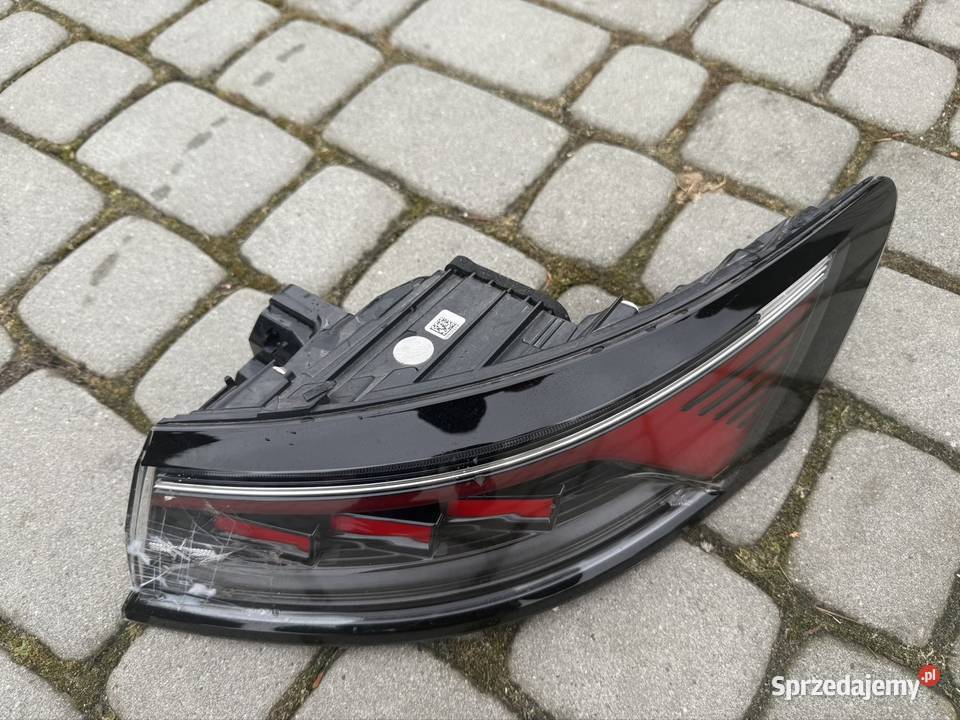 REFLEKTOR LAMPA PRAWY TYŁ FULL LED VW ARTEON 3H Fałków