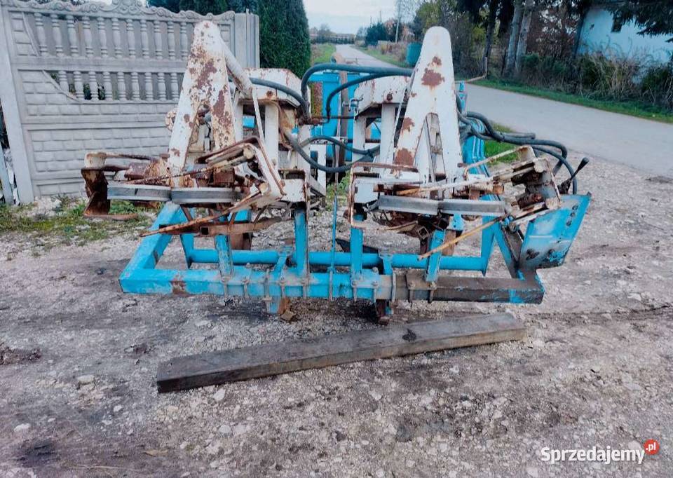 Kombajn do kopania czosnku Sobagri Busko-Zdrój