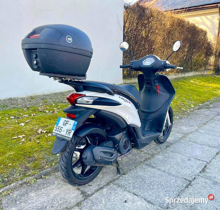 PIAGGIO LIBERTY 125 ABS 2021 R KOŁA 16 Niski skuter Motocykle, skutery, quady Pilzno