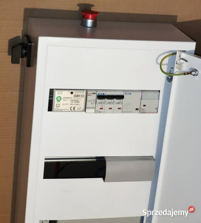 Kontroler elektrowni wiatrowej z regulatorem Woźniki