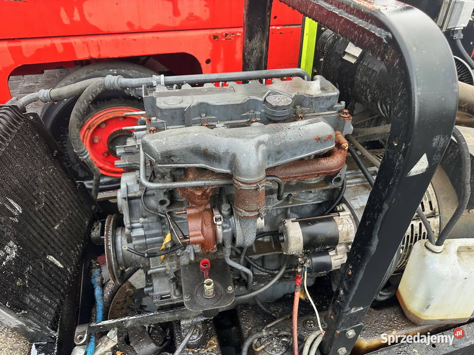 silnik 4cylindrowy Turbo DEUTZ BF4M2011