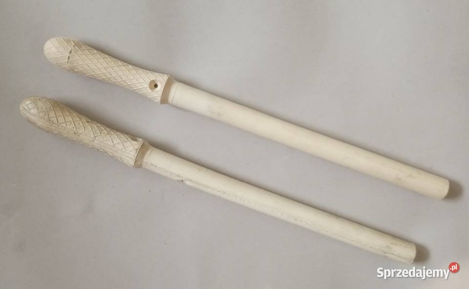 Pałka gumowa biała 43 sprzedam