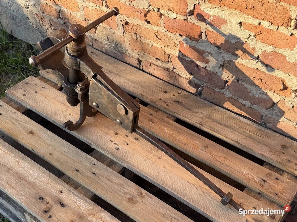 STARE IMADŁO KOWALSKIE 875 wys SZCZĘKI 11 235 Bielawa