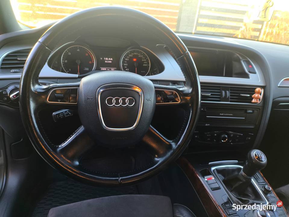 Audi A4 B8 20TDI 2011r Panorama 143KM Oleśnica