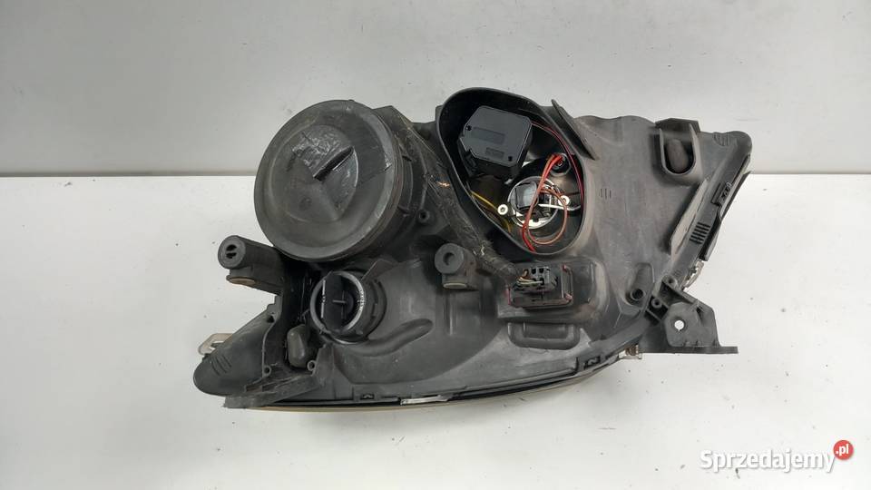 OPEL VECTRA C GTS LAMPA PRZÓD PRAWA SOCZEWKA osobowe Lampy przednie wielkopolskie Zbierkowo