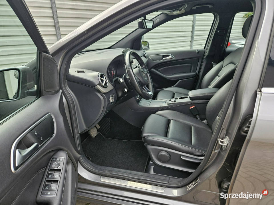 Mercedes B 180 16 122 benzyna AUTOMAT niski garażowany pomorskie Gdynia