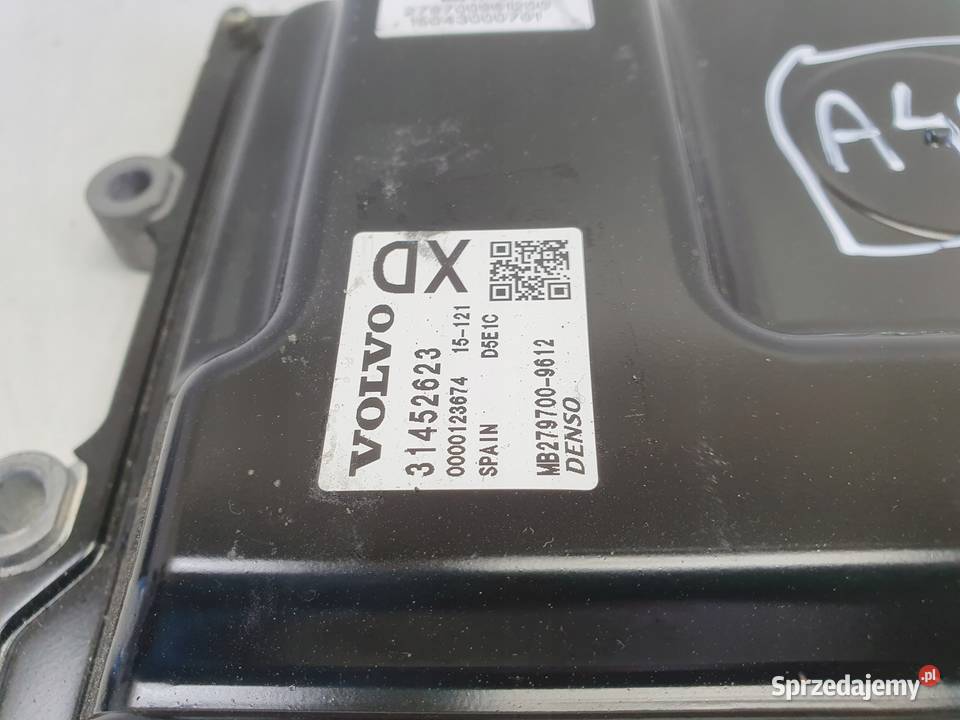 Volvo V40 II 20 D STEROWNIK SILNIKA komputer Janów