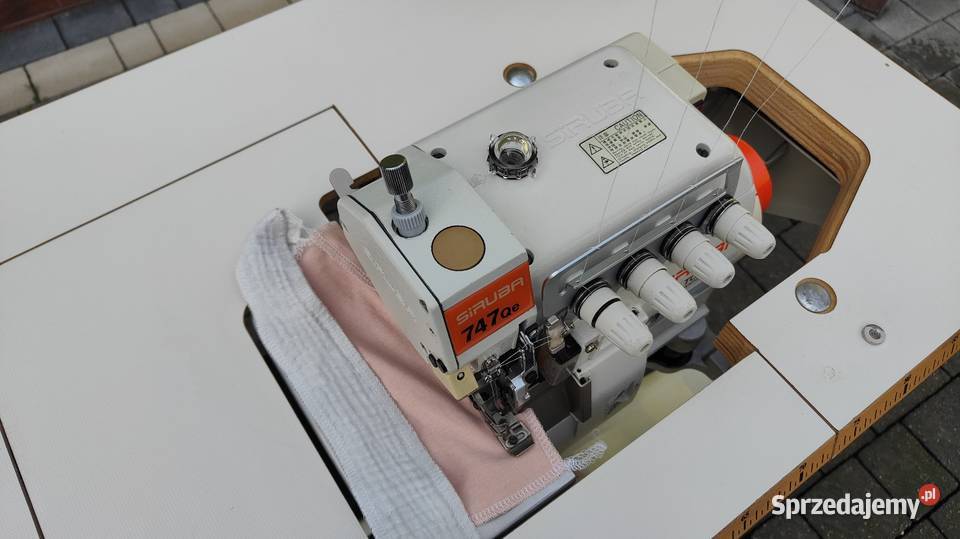 Maszyna krawiecka owerlok SIRUBA Produkcja
