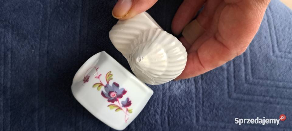 Coalport serwetnik z różyczką Porcelana i szkło Poznań