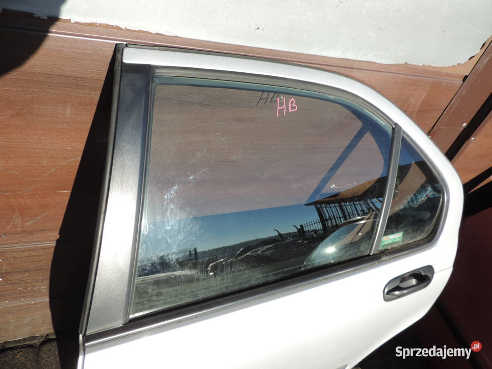 HONDA CIVIC 6 HB DRZWI LEWE TYLNE NH614M Nowy Sącz