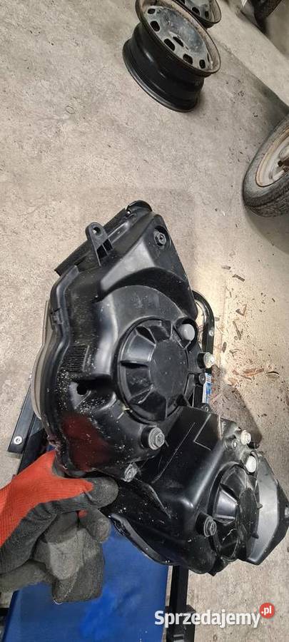 Honda CBR 1000 RR SC59 lampa reflektor Kłodne