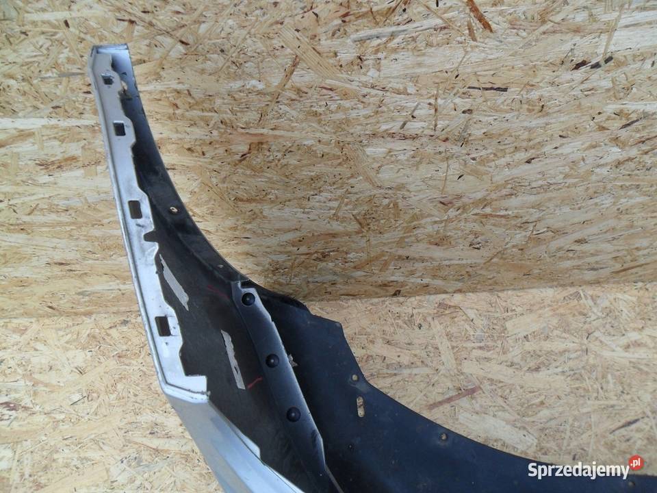 Jeep Grand Cherokee 2010 zderzak przedni osobowe Nowy Tomyśl