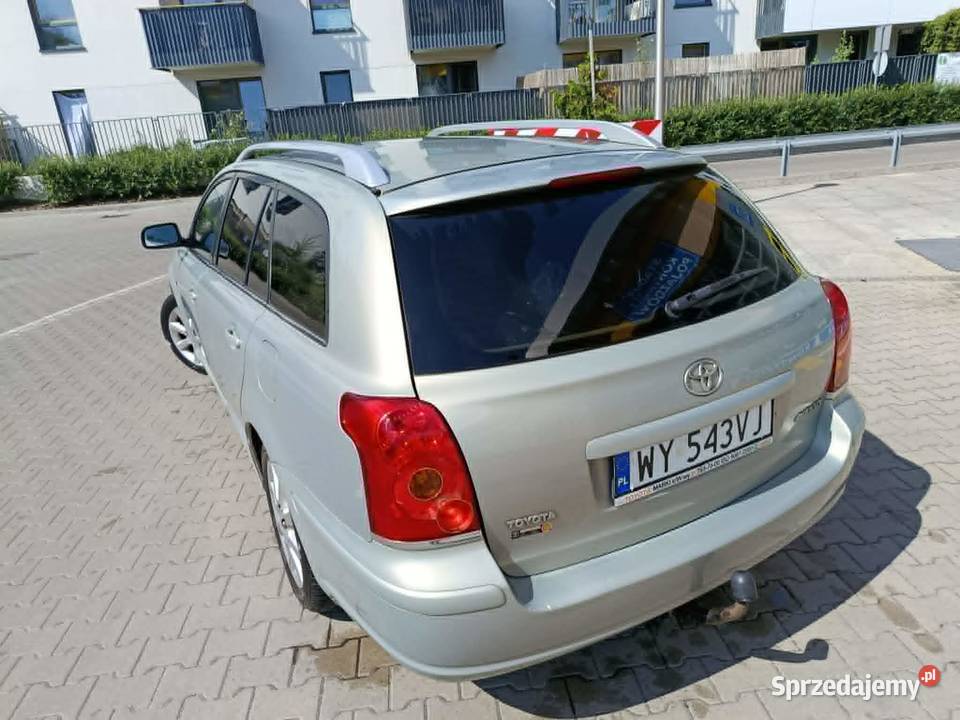 Toyota Avensis 18 lpg gaz hak 4x elszyby Warszawa sprzedam